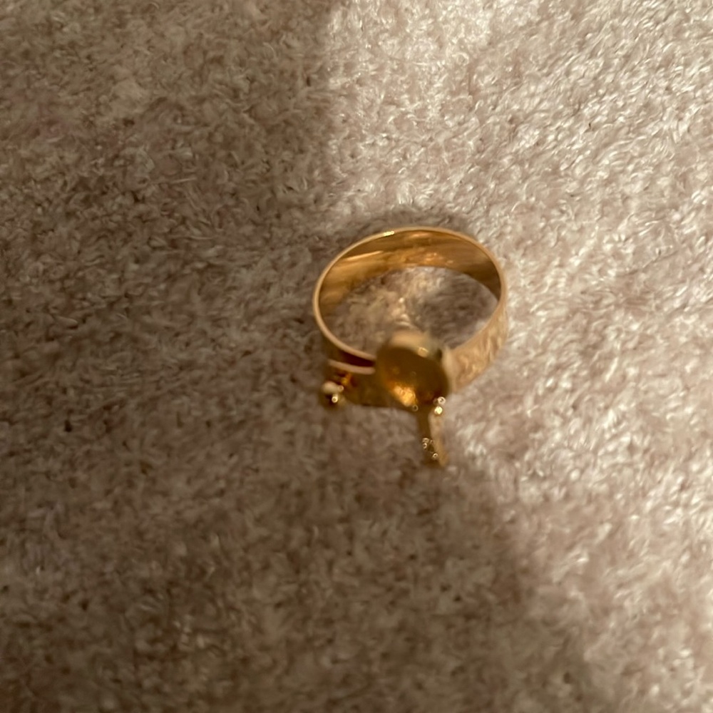 Gold tenni ring
